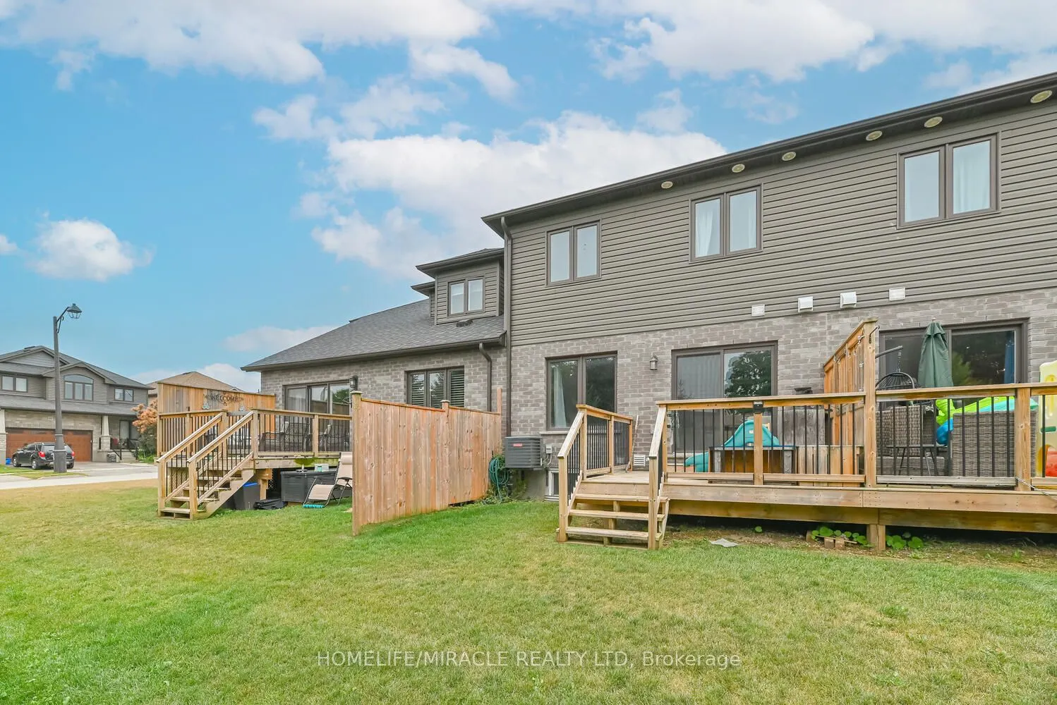 20 Lawson Street, #14