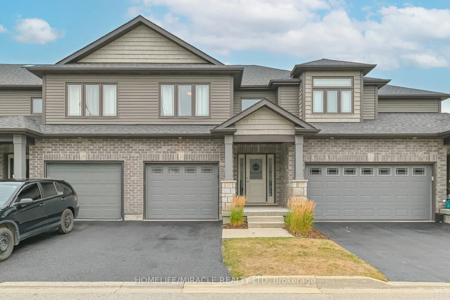 20 Lawson Street, #14