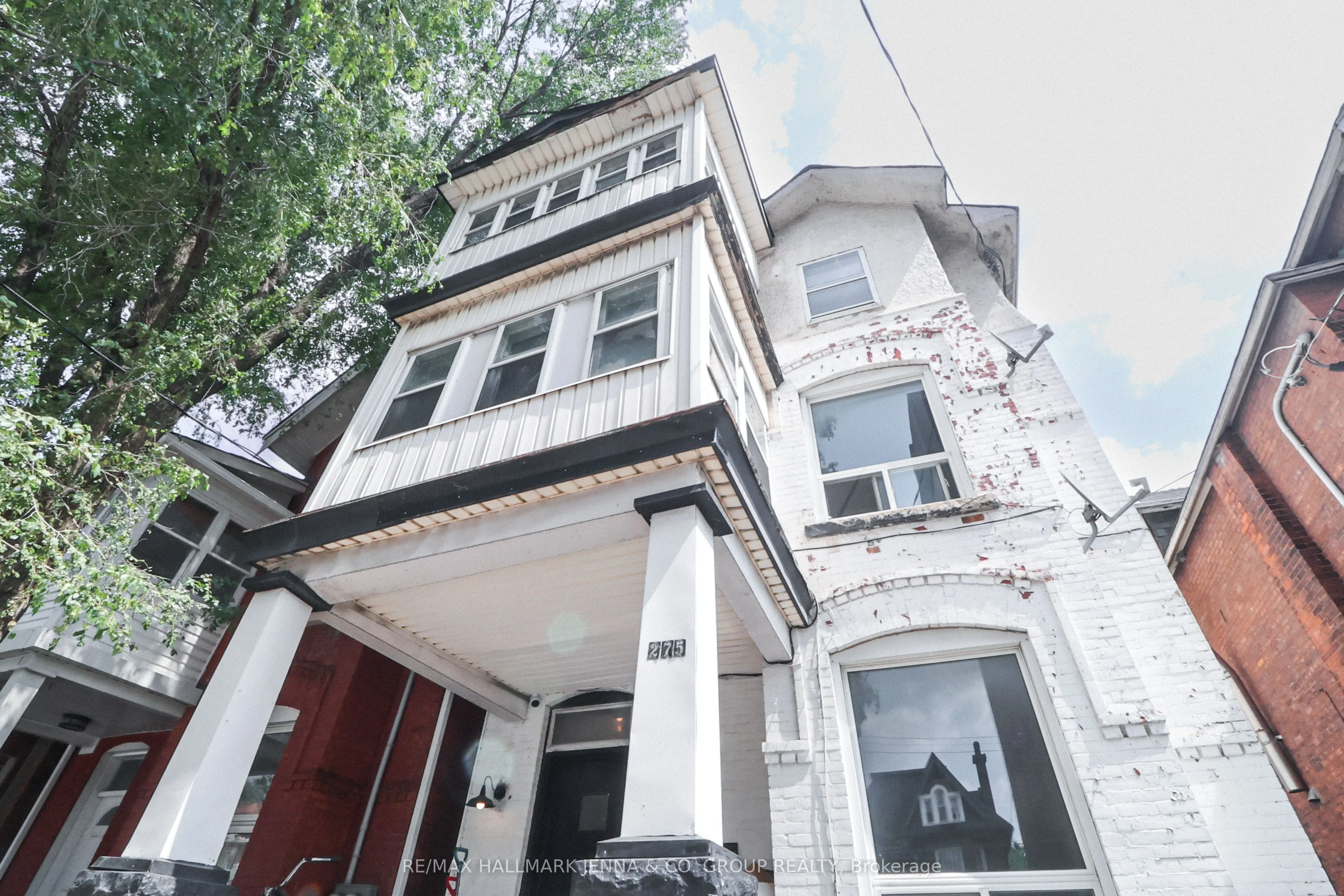 275 Bronson Avenue, #1