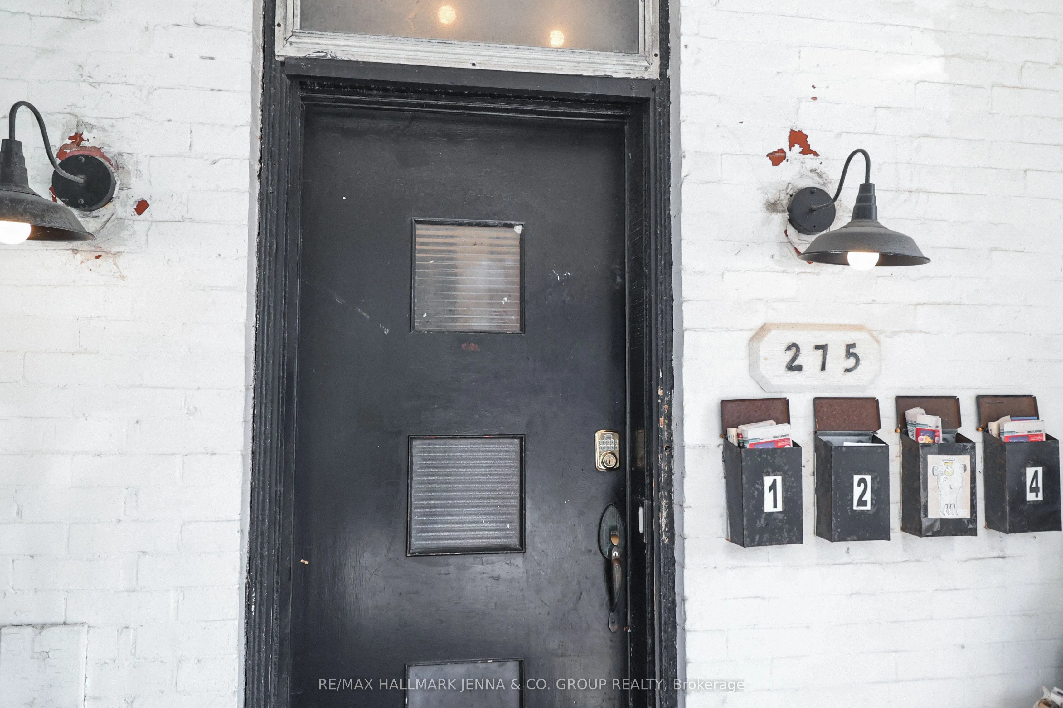 275 Bronson Avenue, #1
