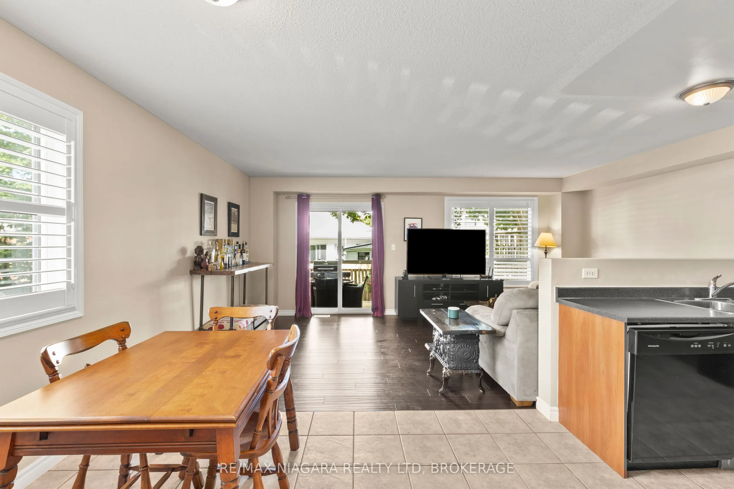 6263 Valley Way, #6