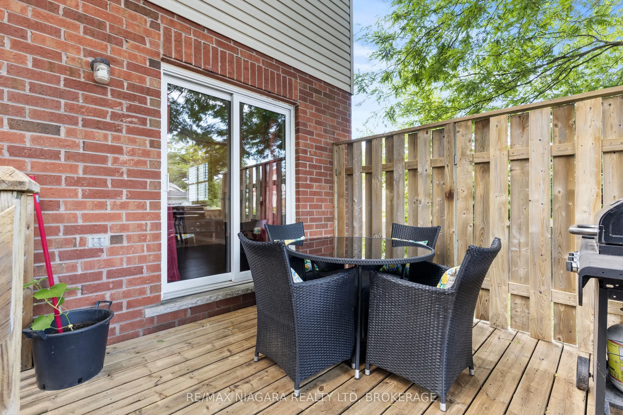 6263 Valley Way, #6