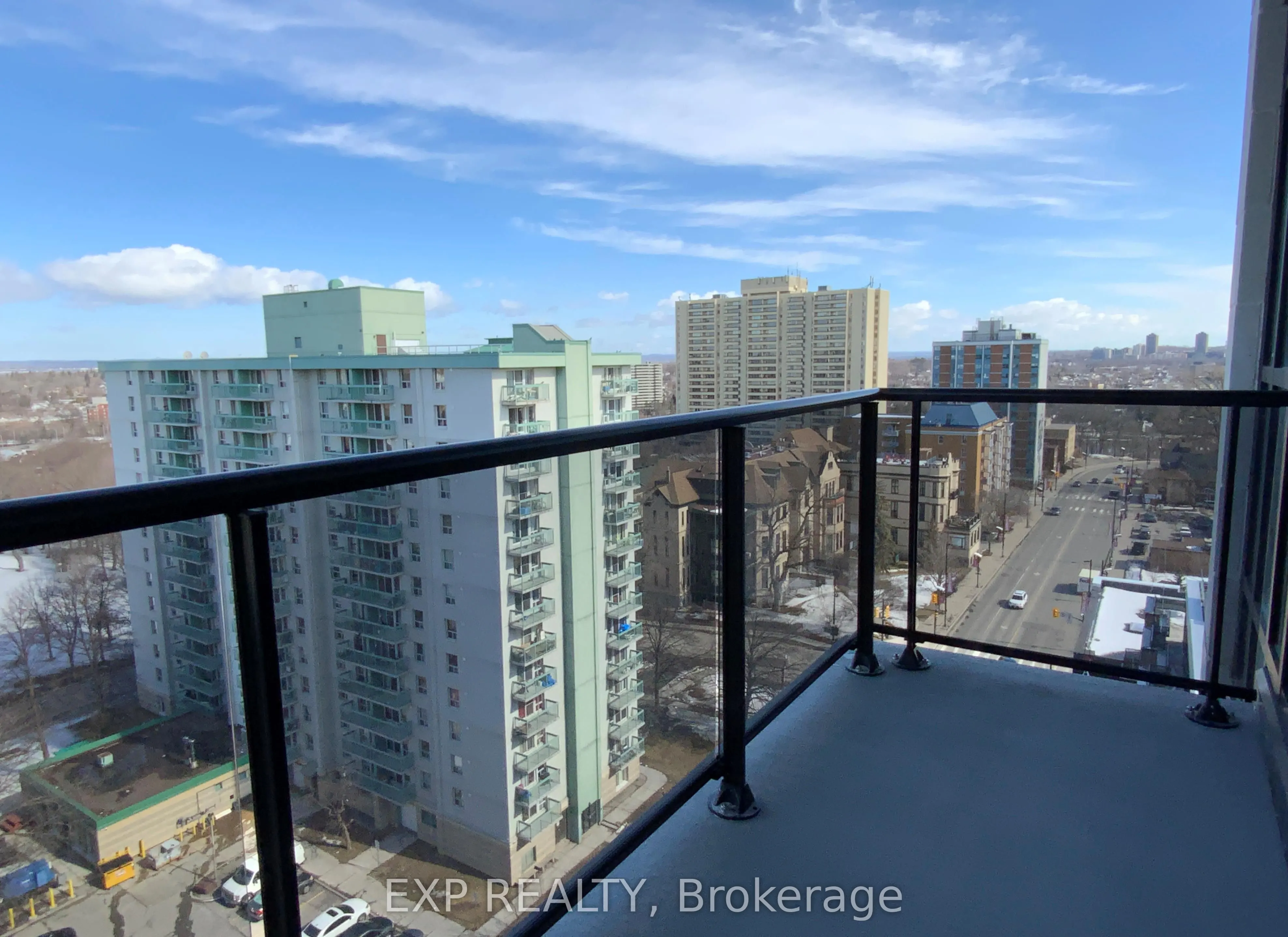 560 RIDEAU Street, #1207