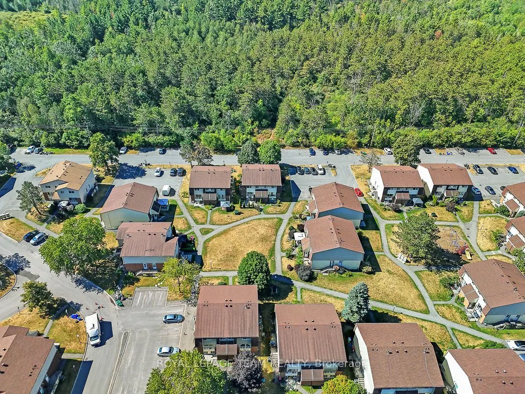 9 Forester Crescent, #C