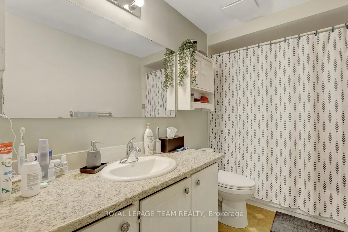 9 Forester Crescent, #C