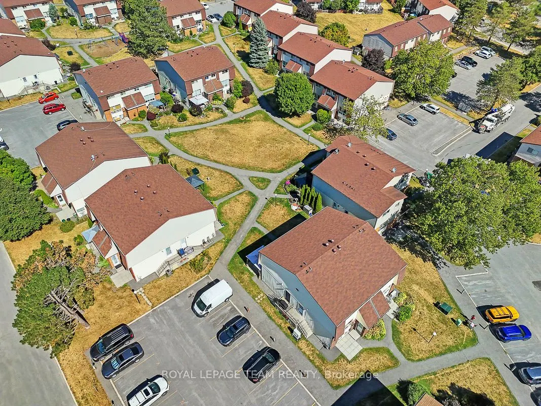 9 Forester Crescent, #C