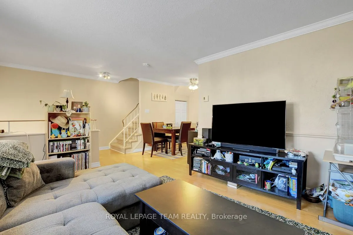 9 Forester Crescent, #C