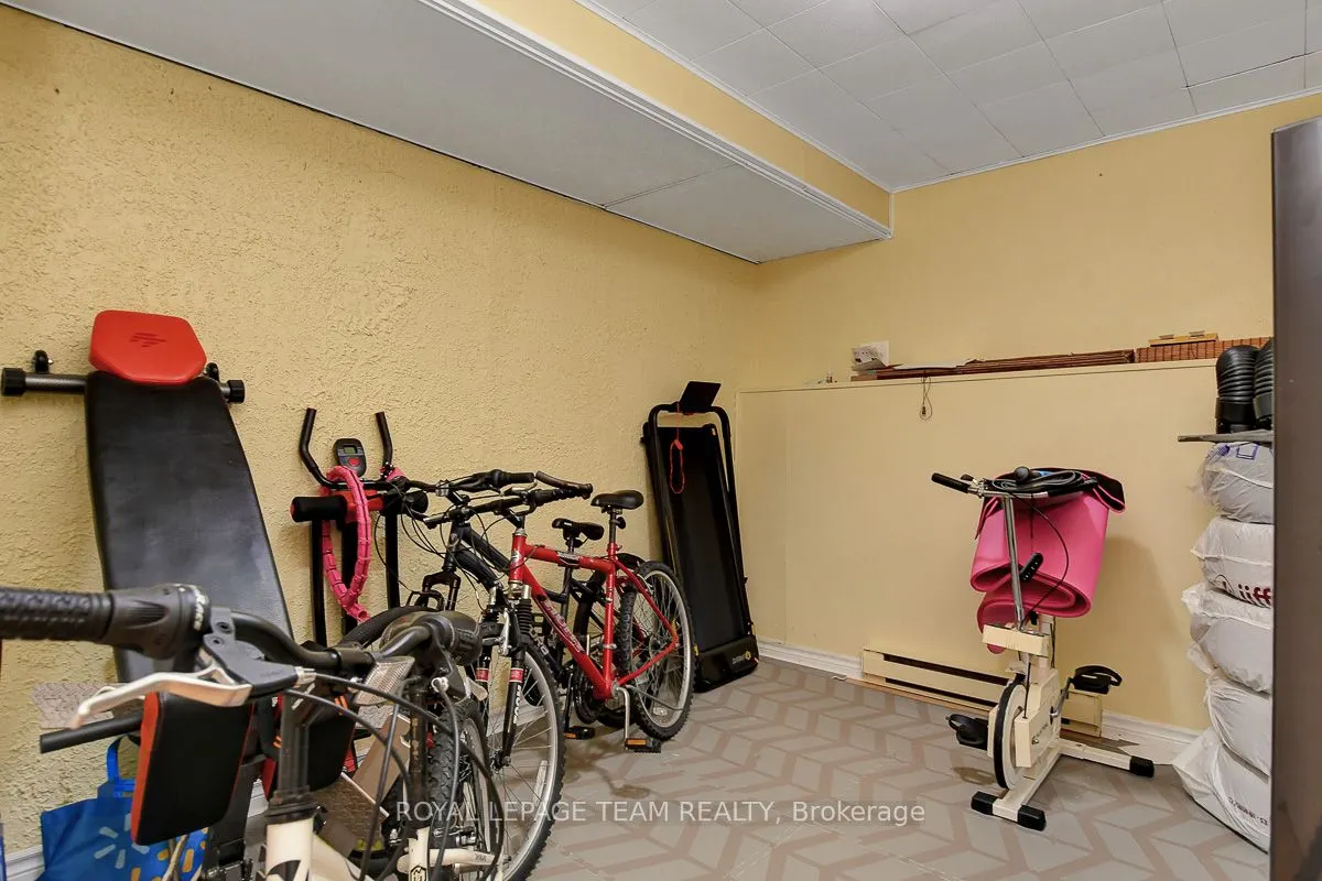 9 Forester Crescent, #C