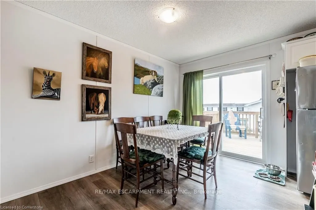 17 BENT WILLOW Court