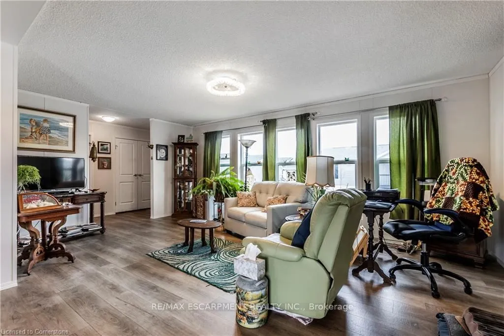 17 BENT WILLOW Court