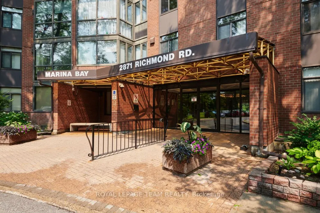 2871 Richmond Road, #904