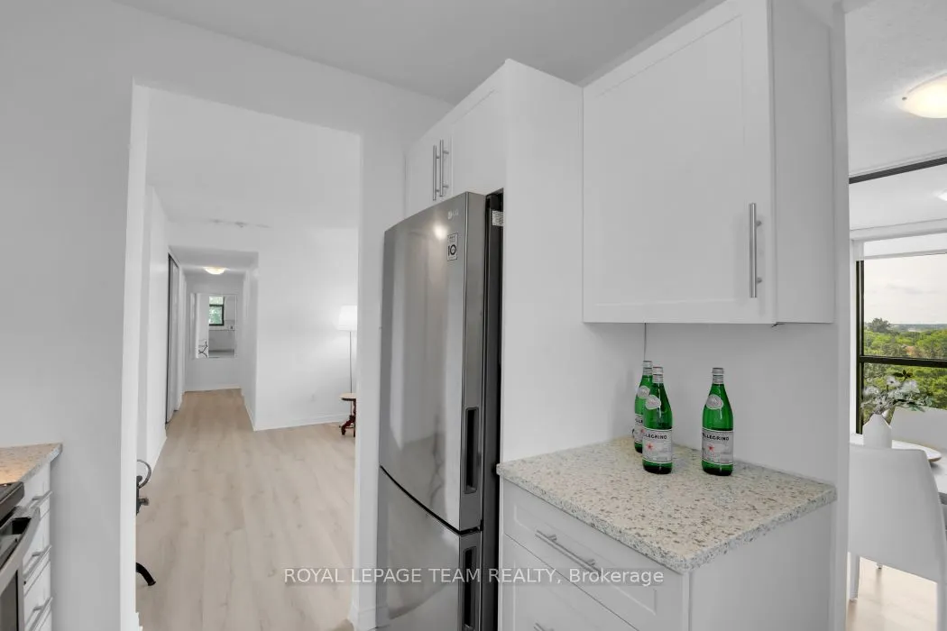 2871 Richmond Road, #904