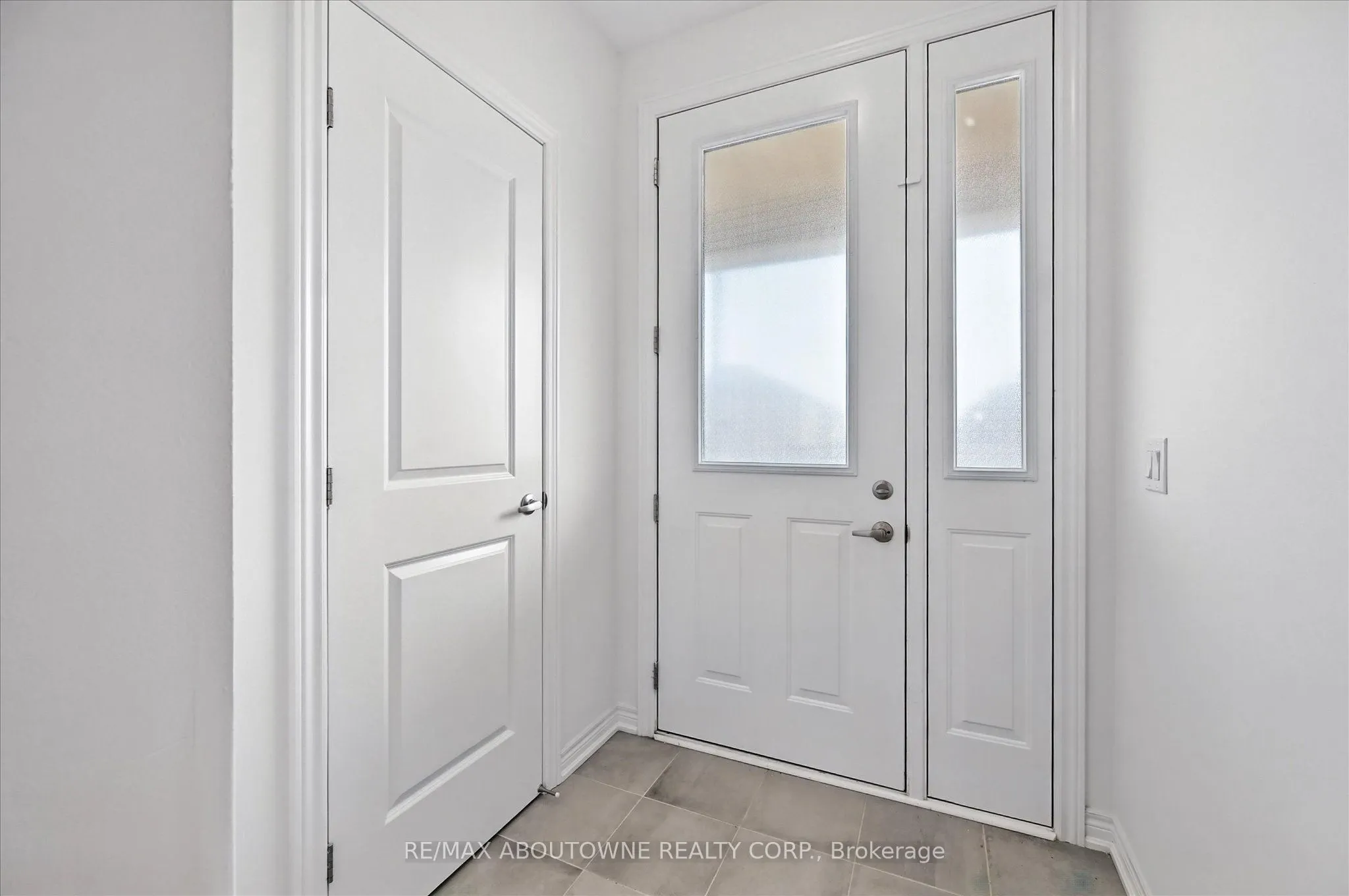 353 Raymond Road