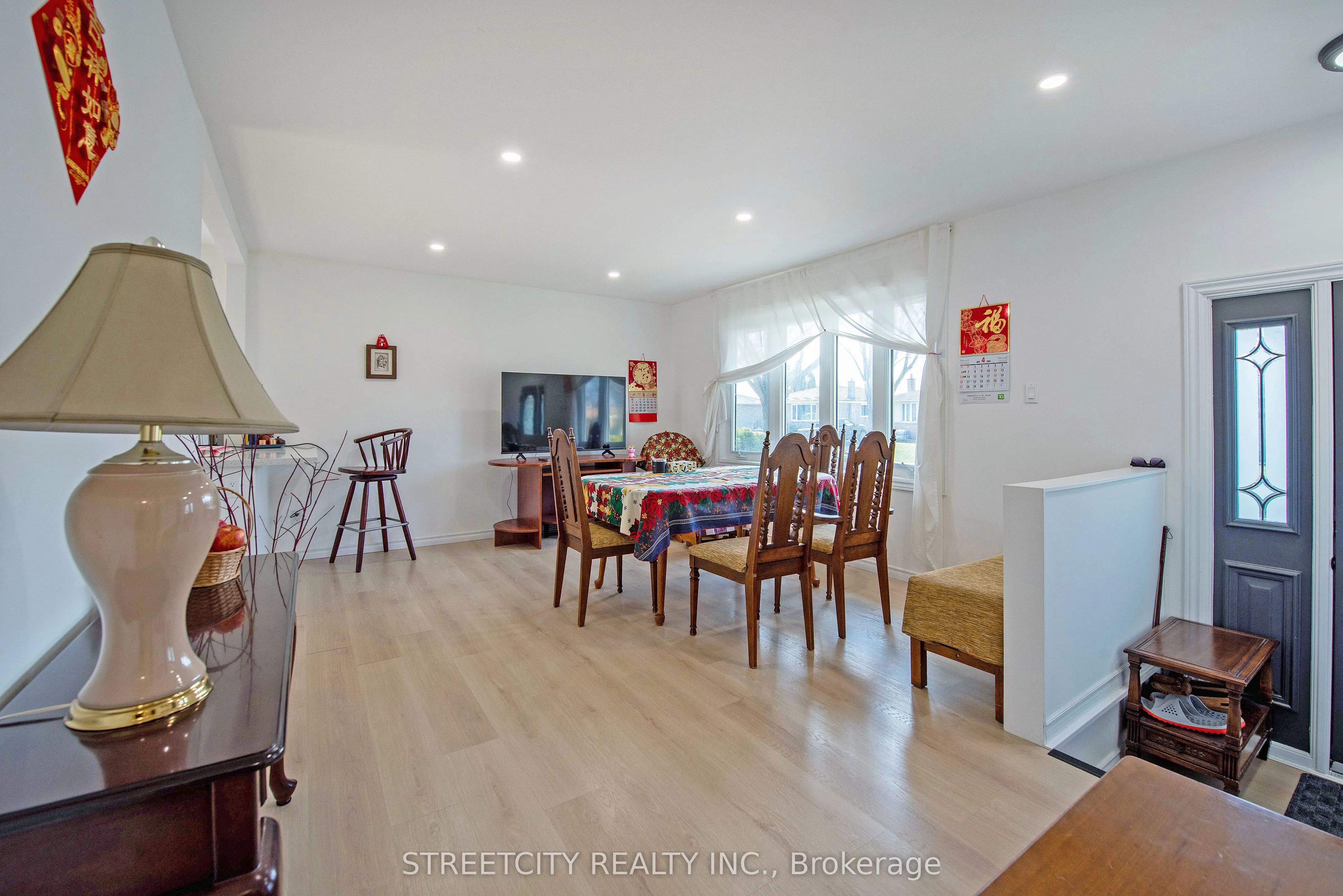 69 Alayne Crescent