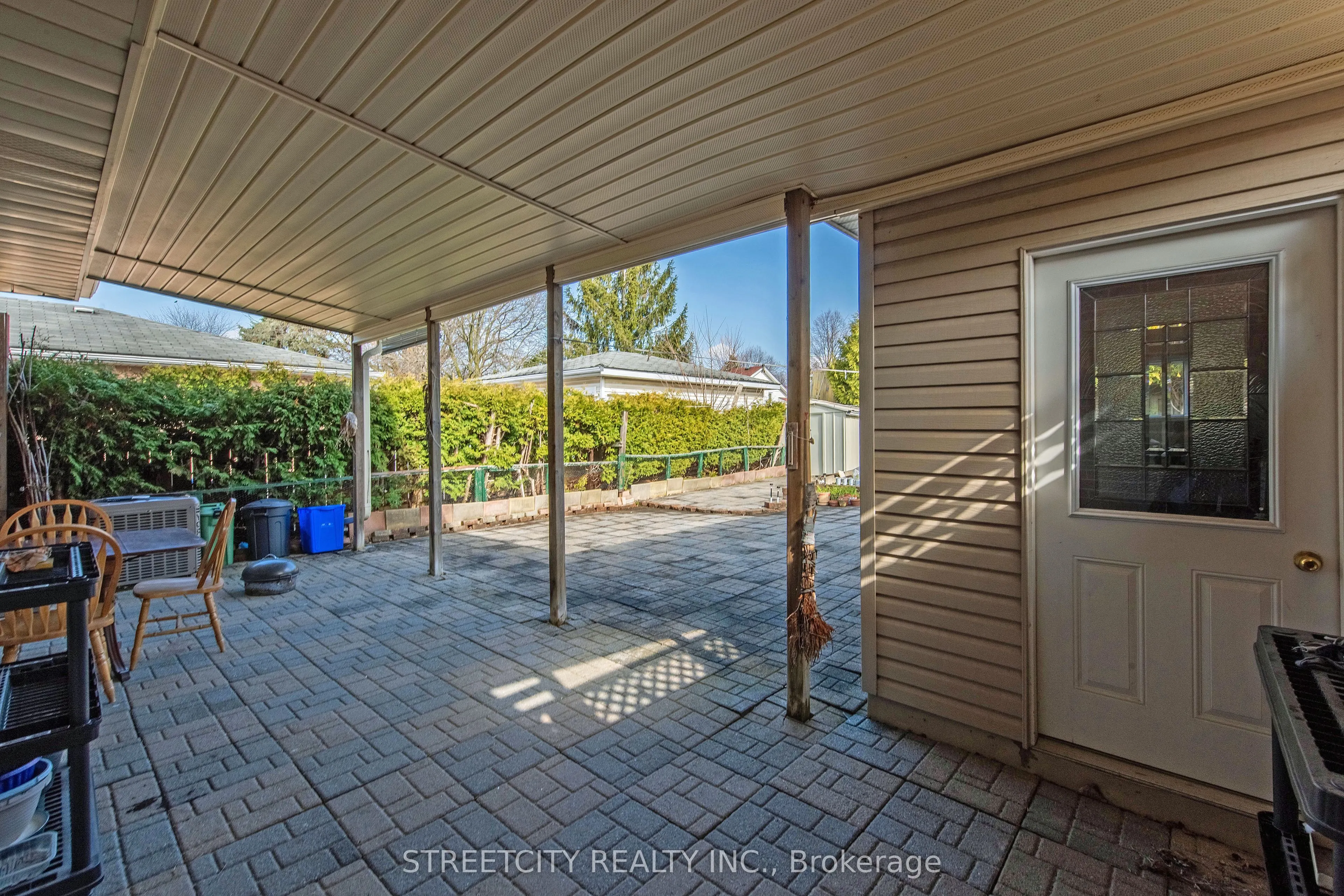 69 Alayne Crescent