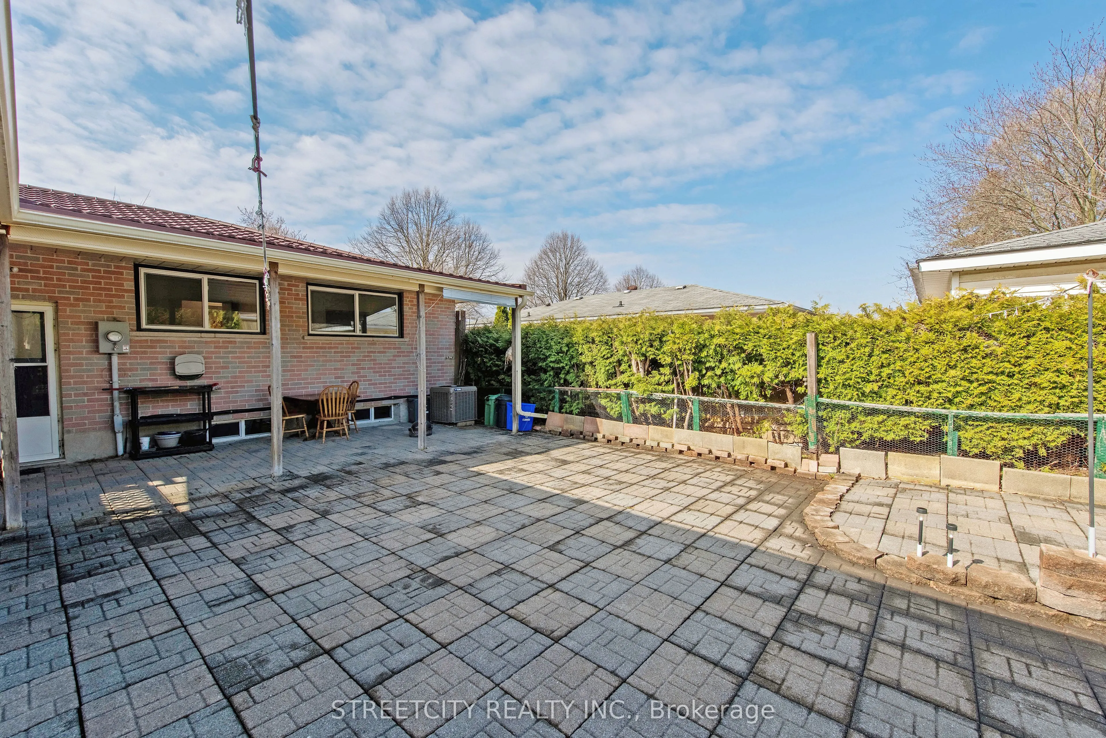 69 Alayne Crescent