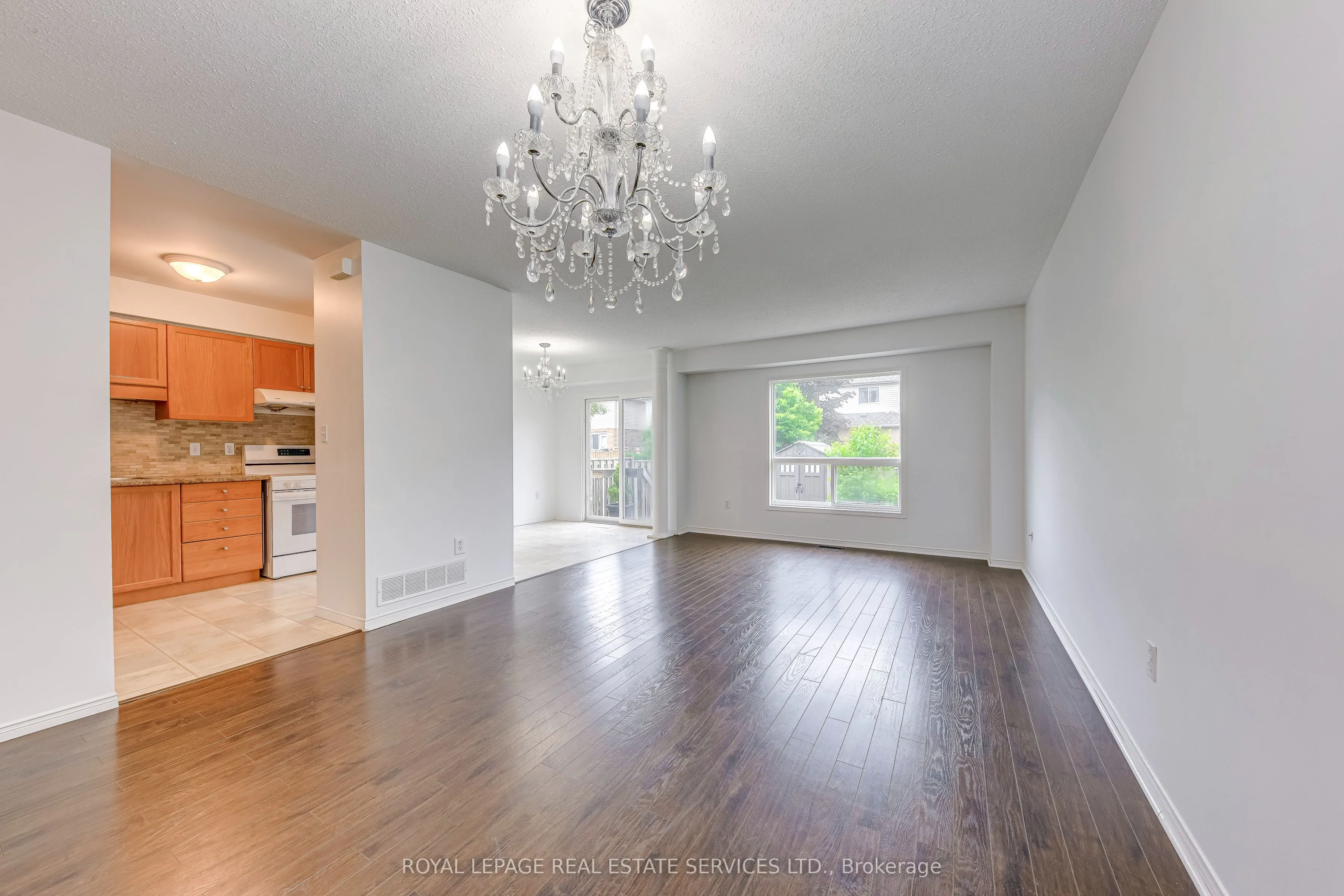 31 EUGENE Drive