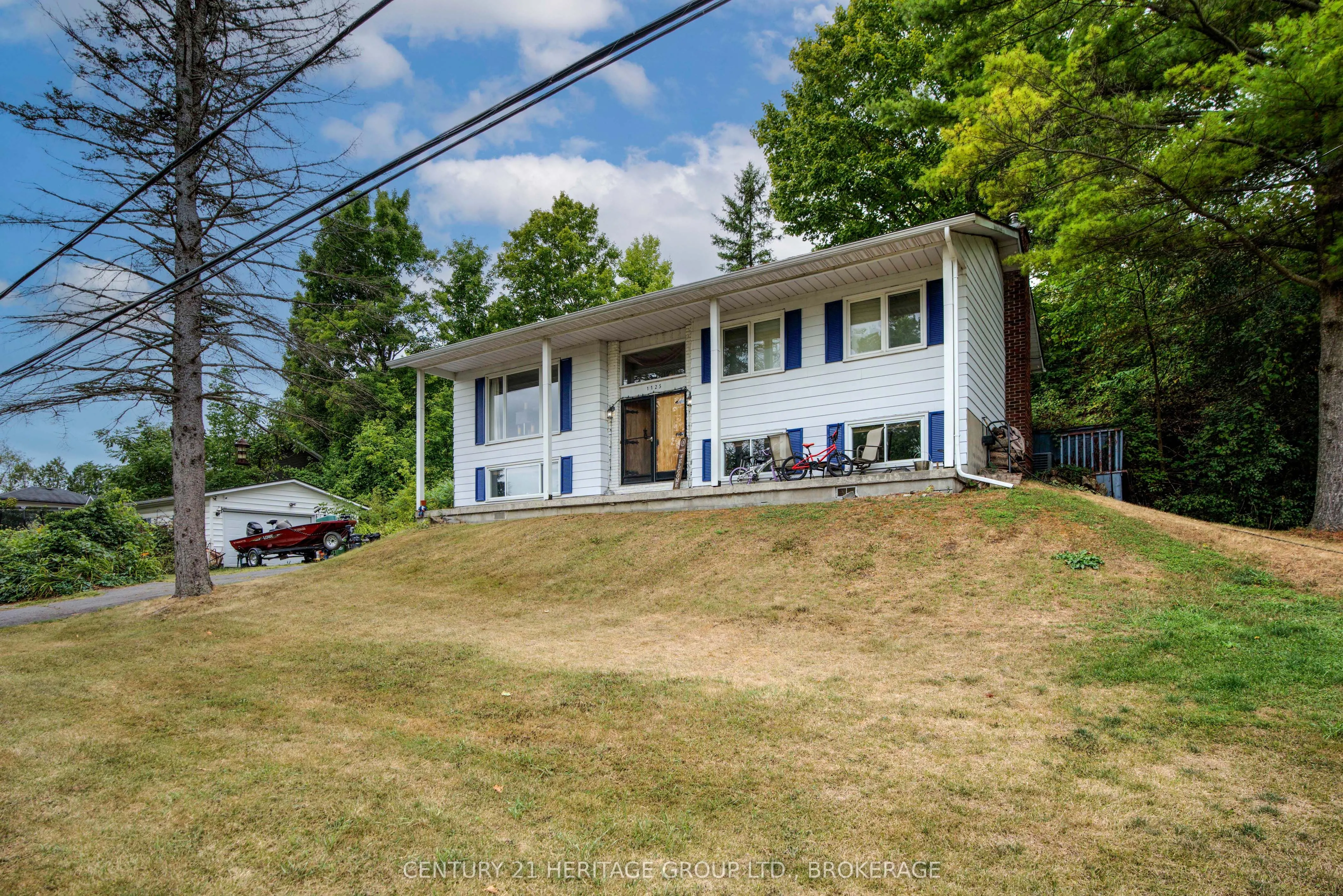 1125 Westbrook Road