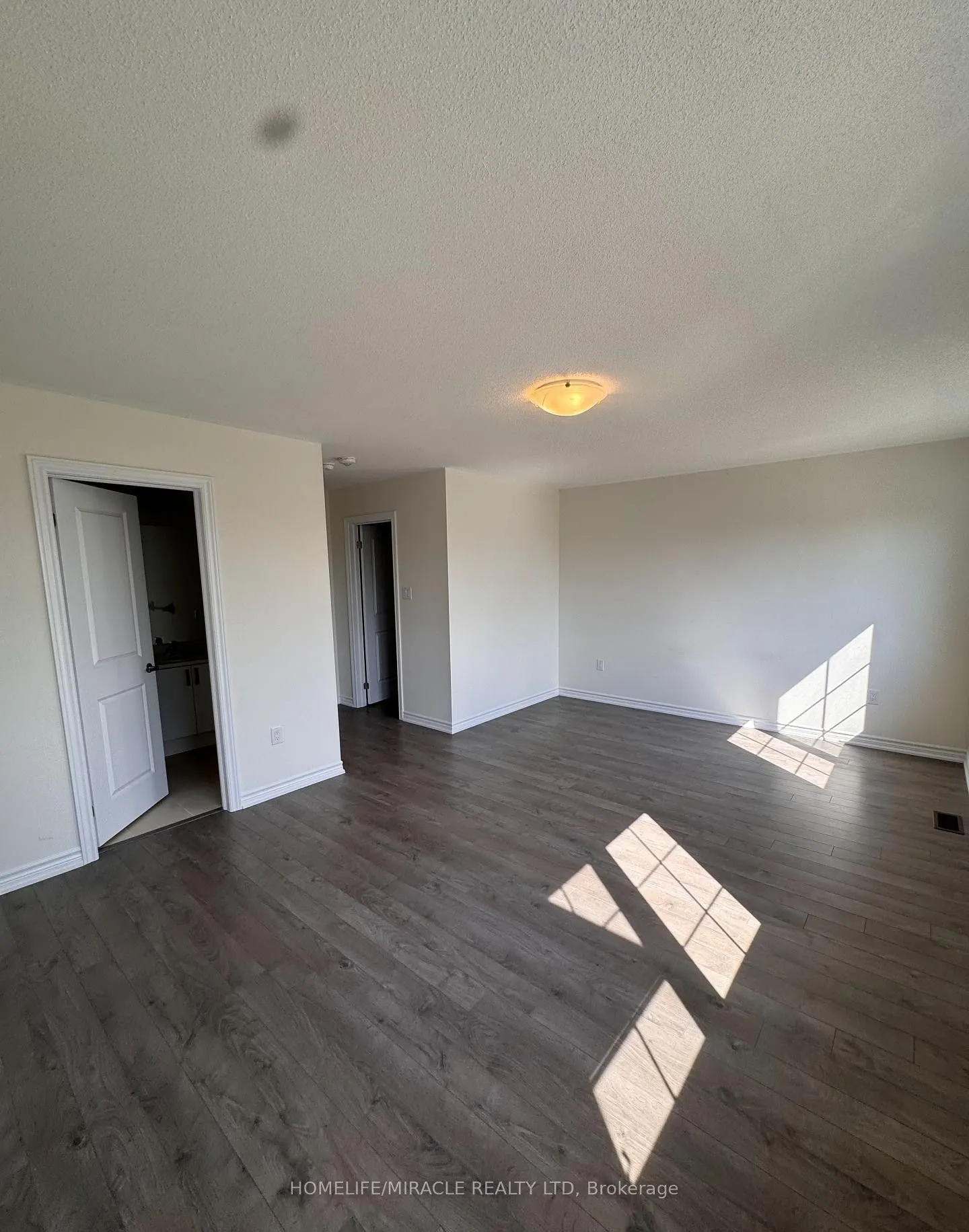 118 Winters Way