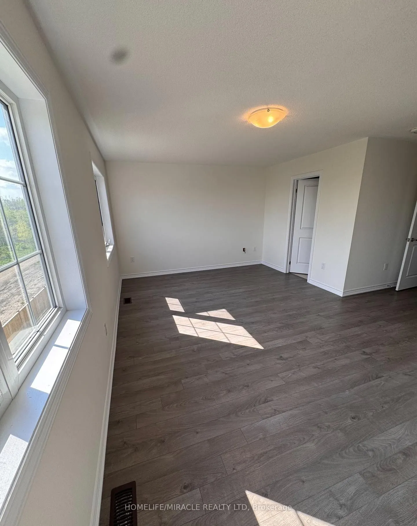 118 Winters Way