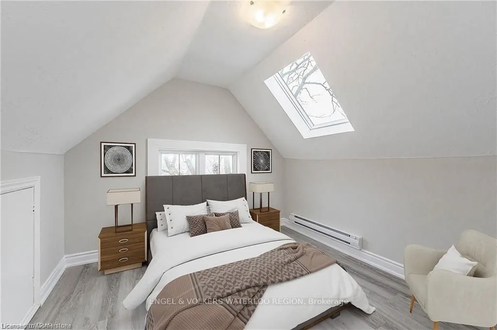 72 Krug Street, #Upper