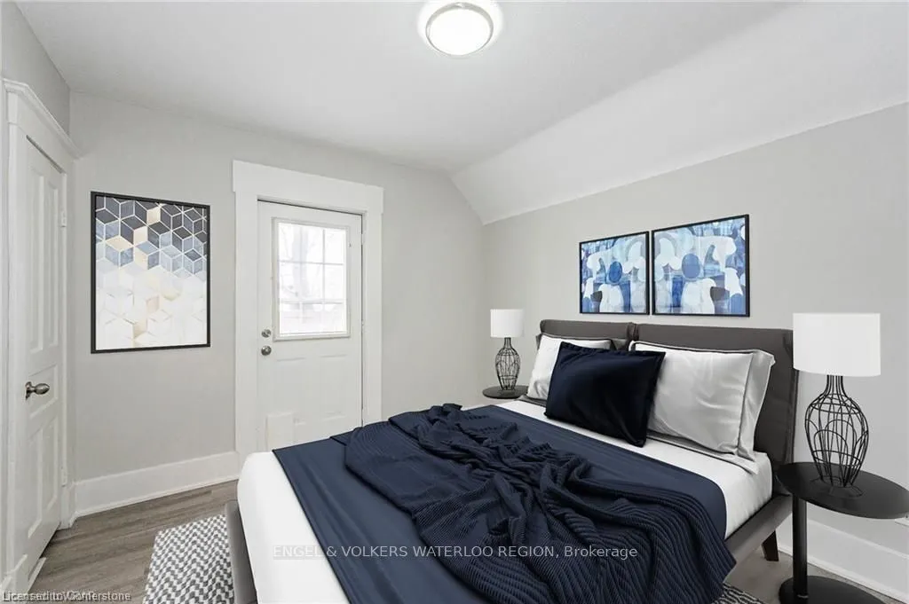 72 Krug Street, #Upper