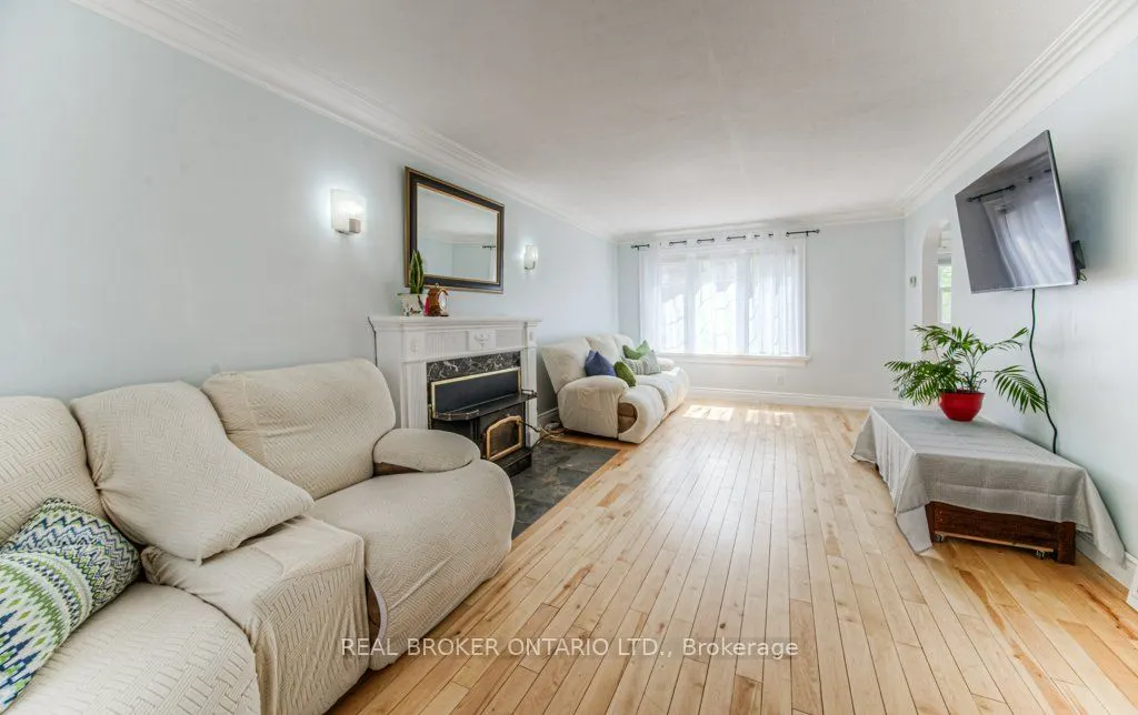 76 Brentwood Avenue