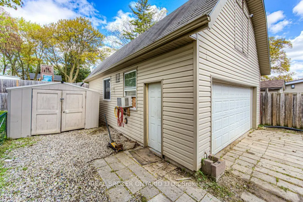 76 Brentwood Avenue