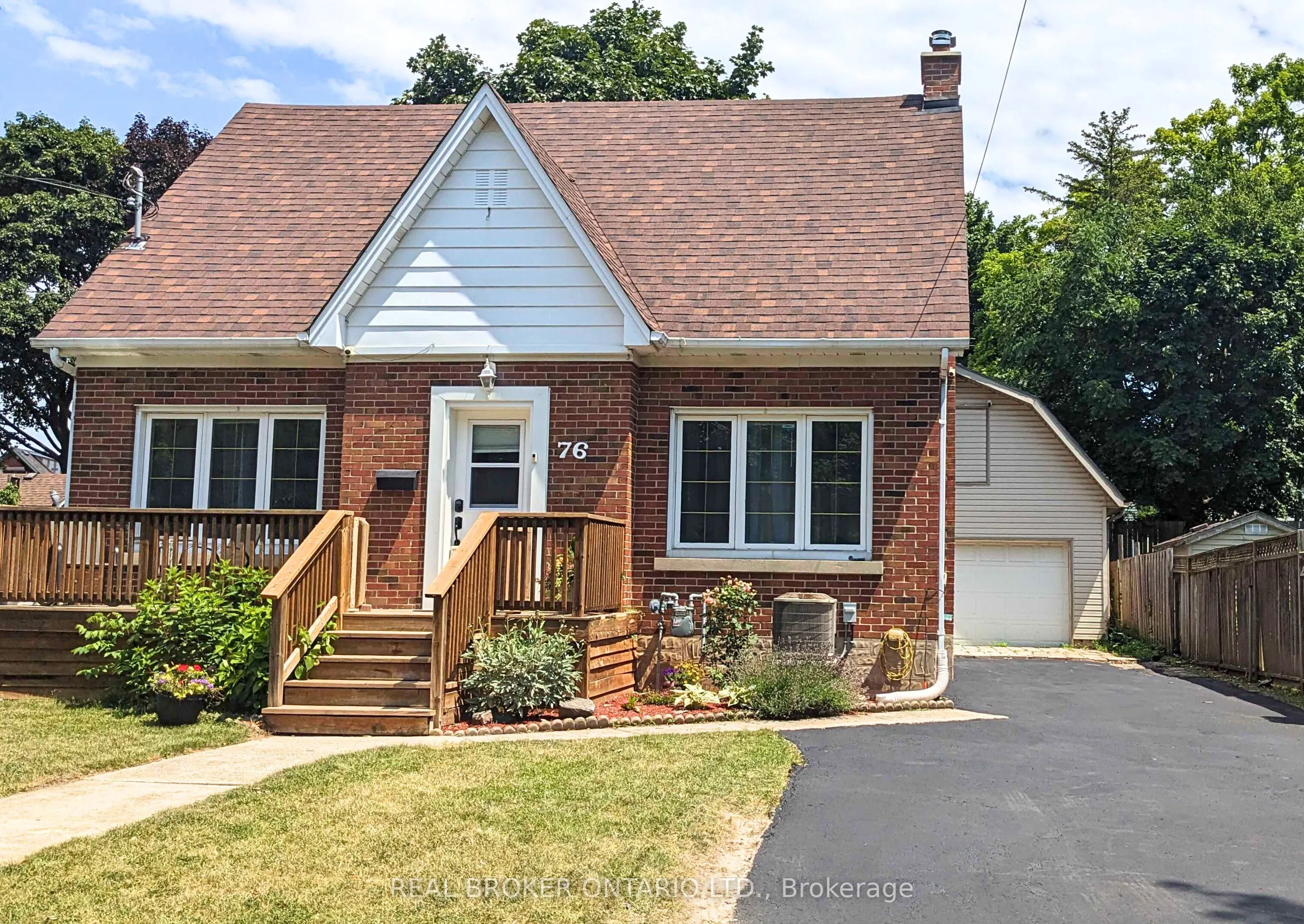 76 Brentwood Avenue
