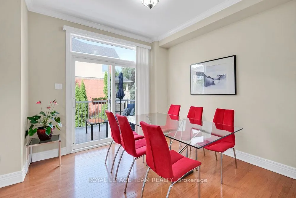 130 Lanark Avenue, #6