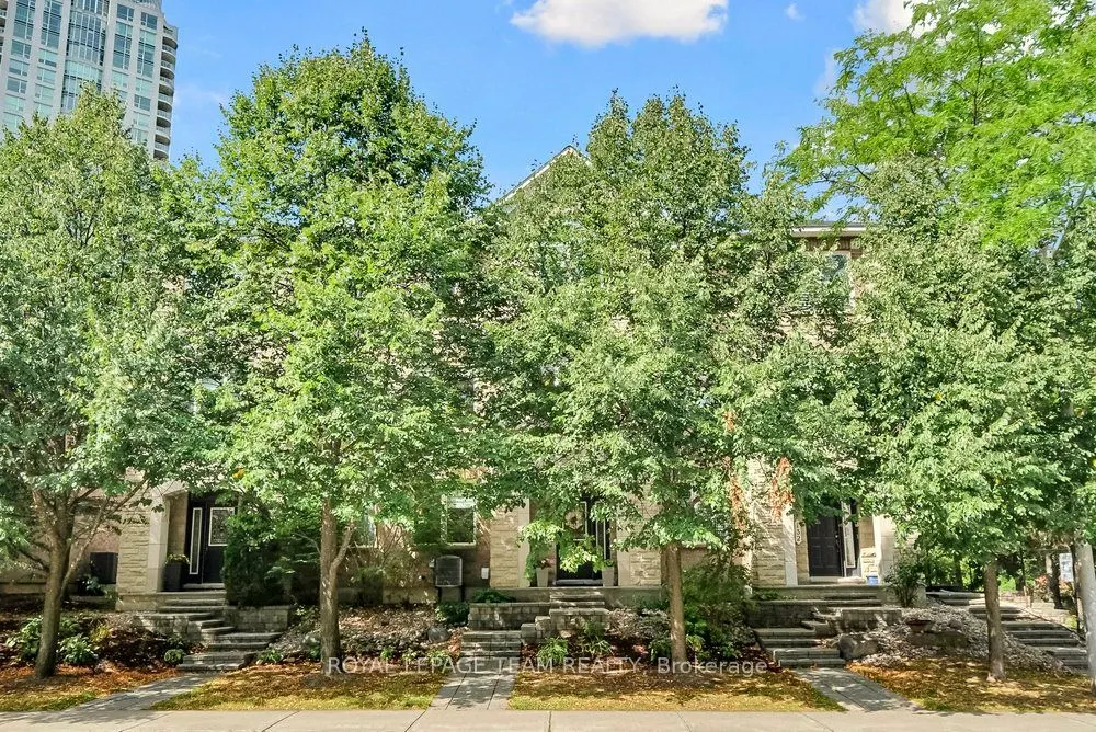 130 Lanark Avenue, #6