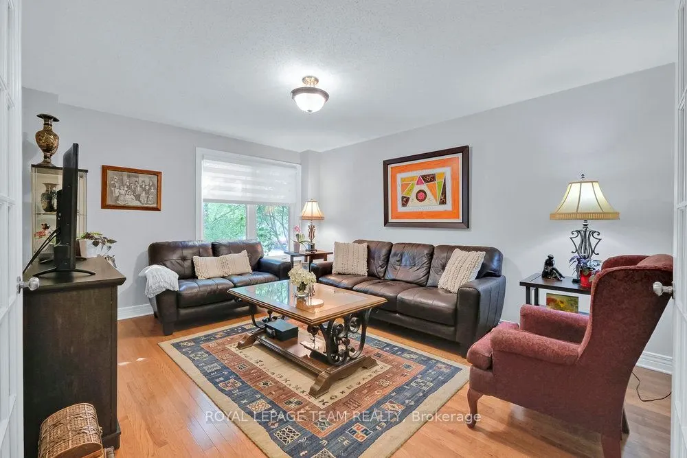 130 Lanark Avenue, #6
