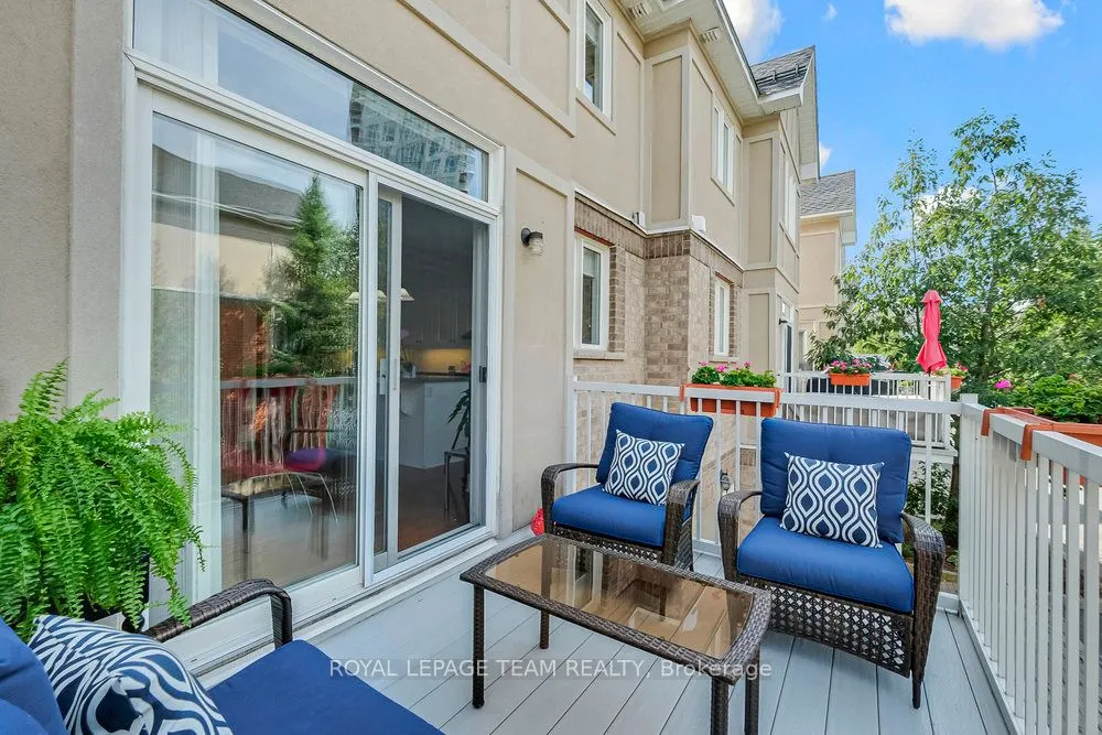 130 Lanark Avenue, #6