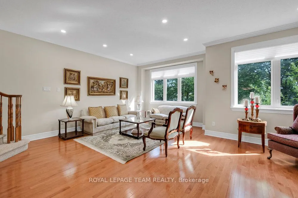 130 Lanark Avenue, #6