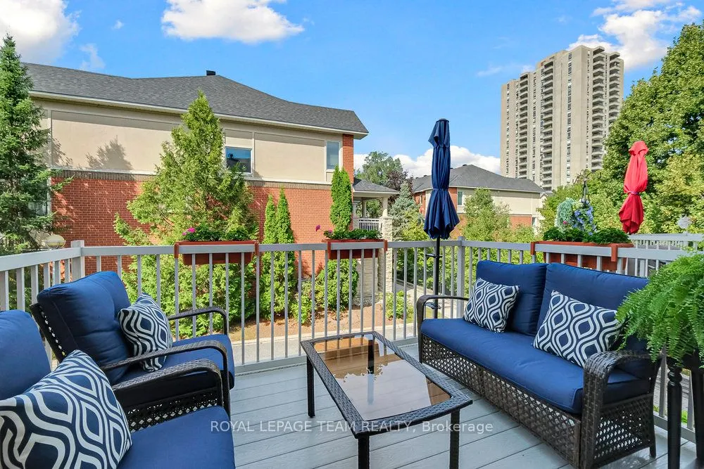 130 Lanark Avenue, #6