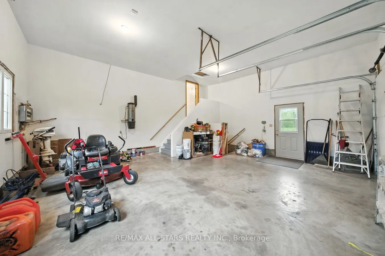 145 Fingerboard Road
