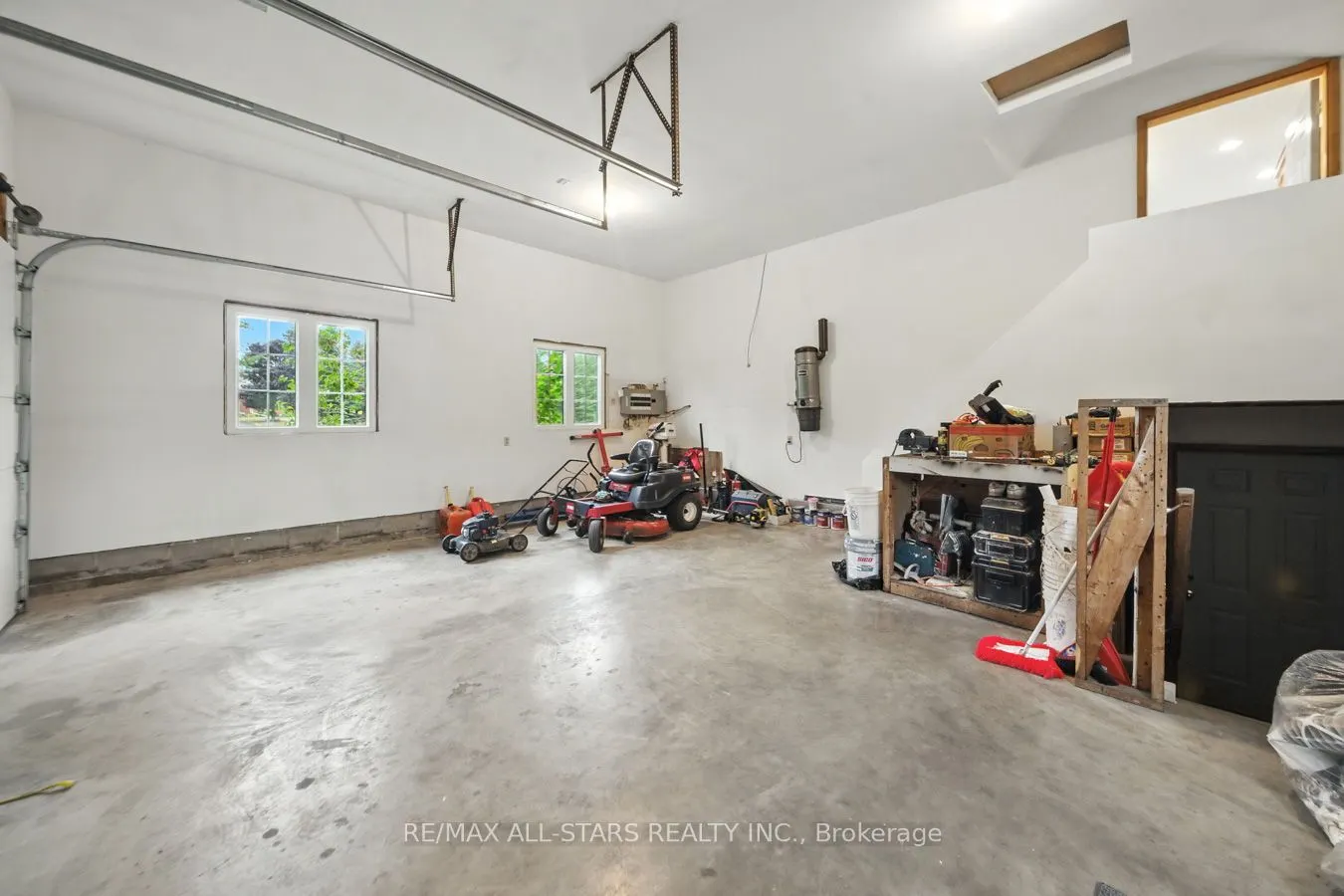 145 Fingerboard Road