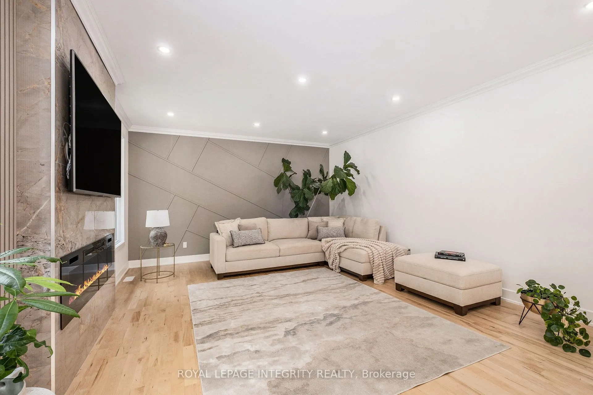 309 Ridgemont Drive