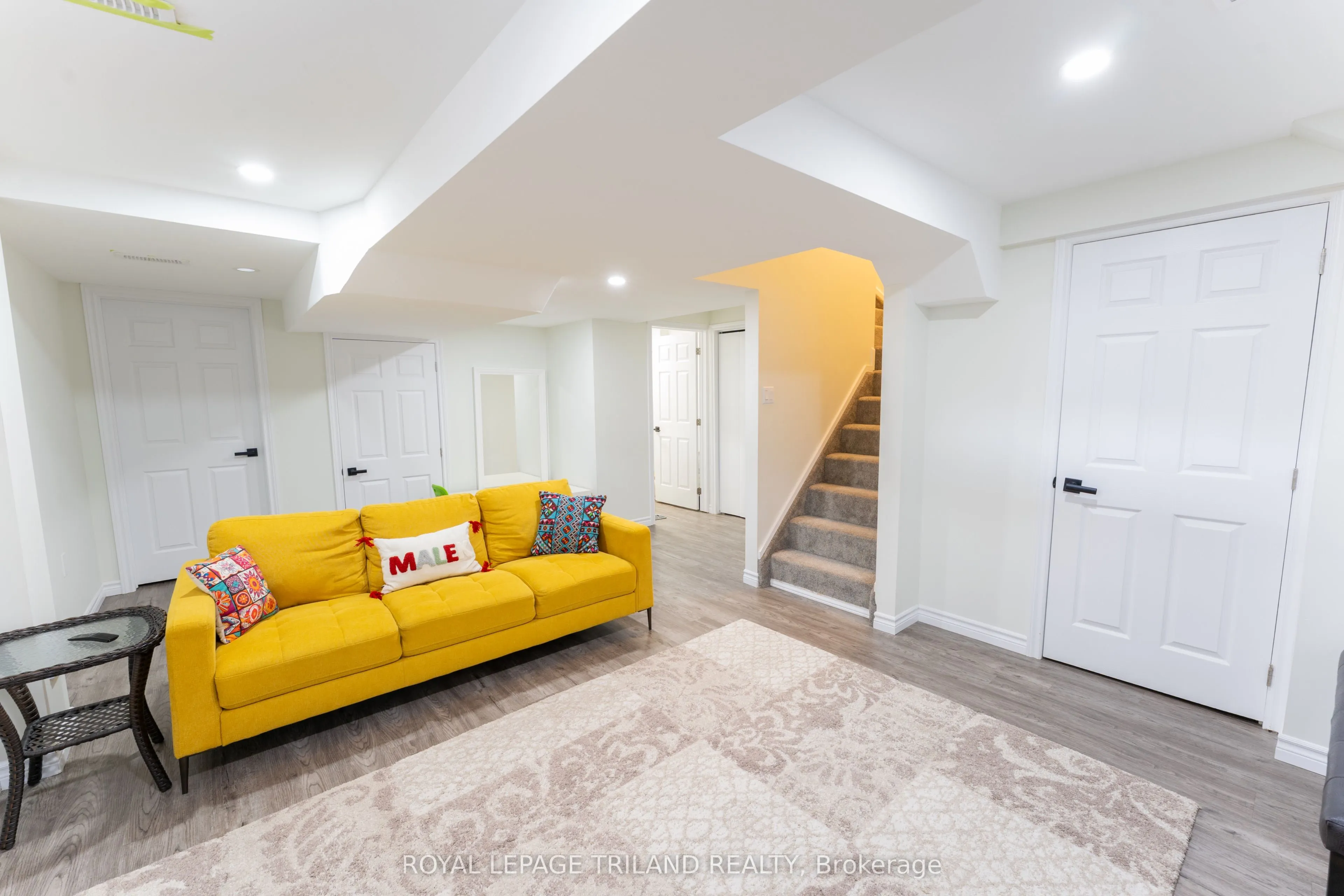 61 Beechbank Crescent