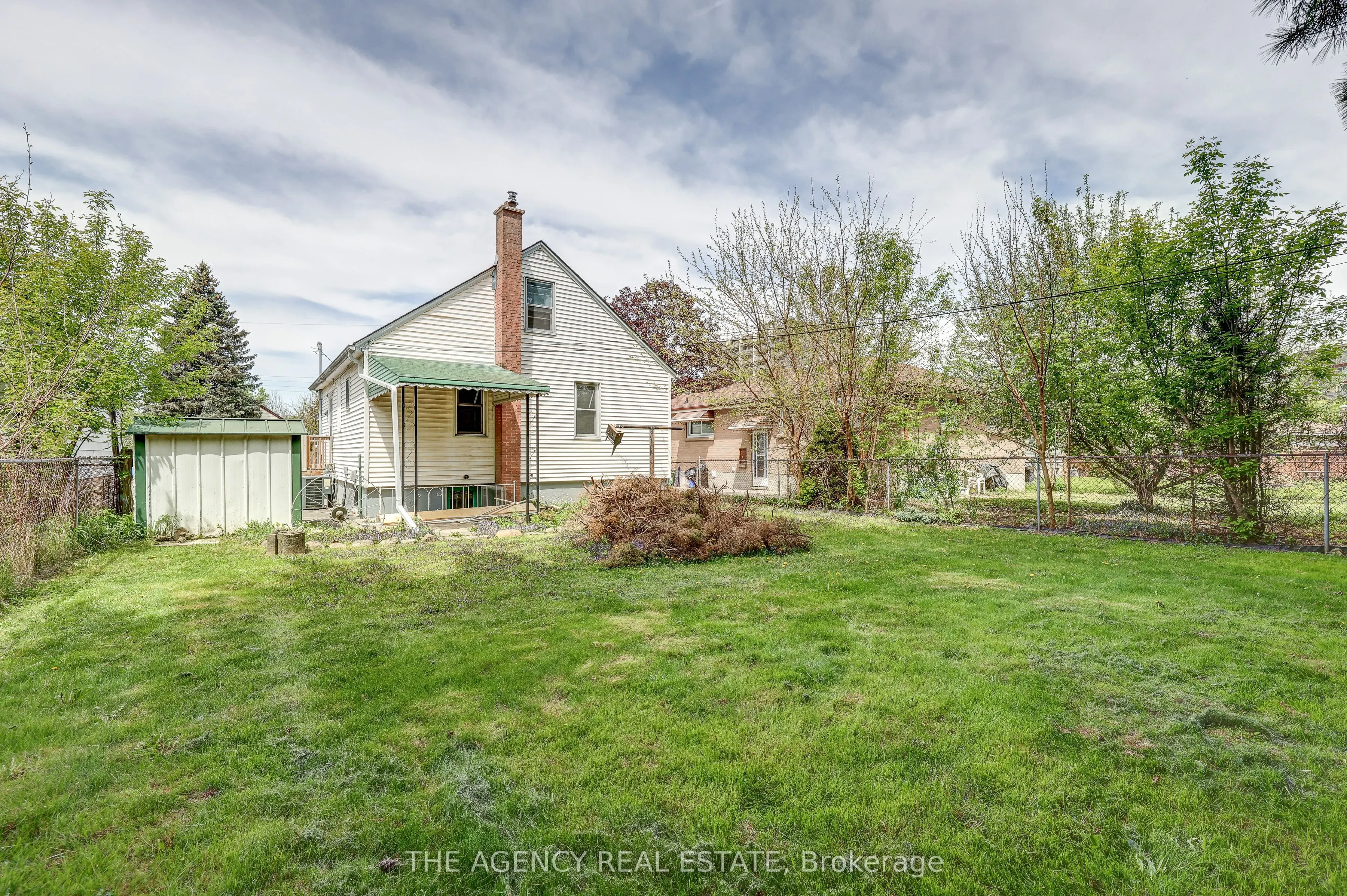 489 Salisbury Street