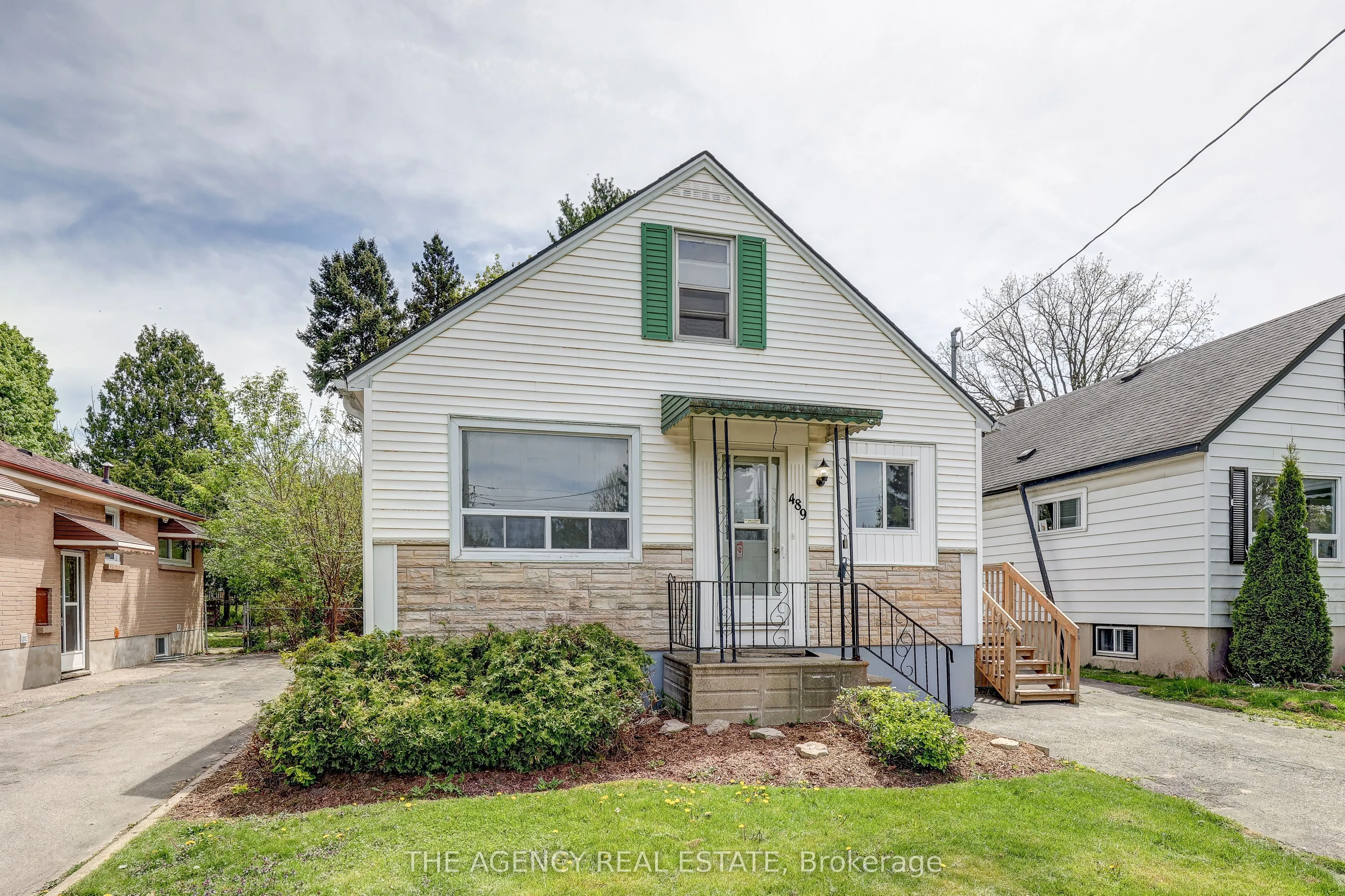 489 Salisbury Street