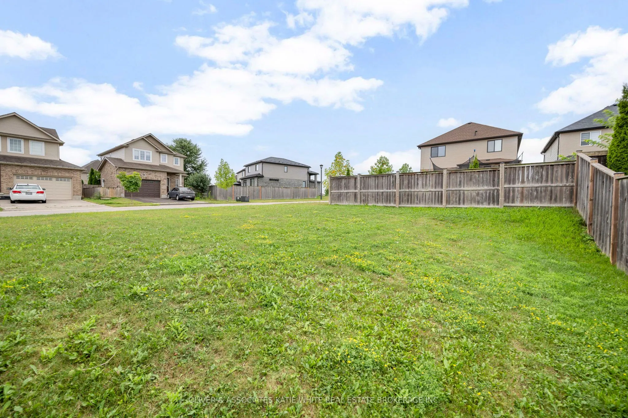 2696 Foxbend Link