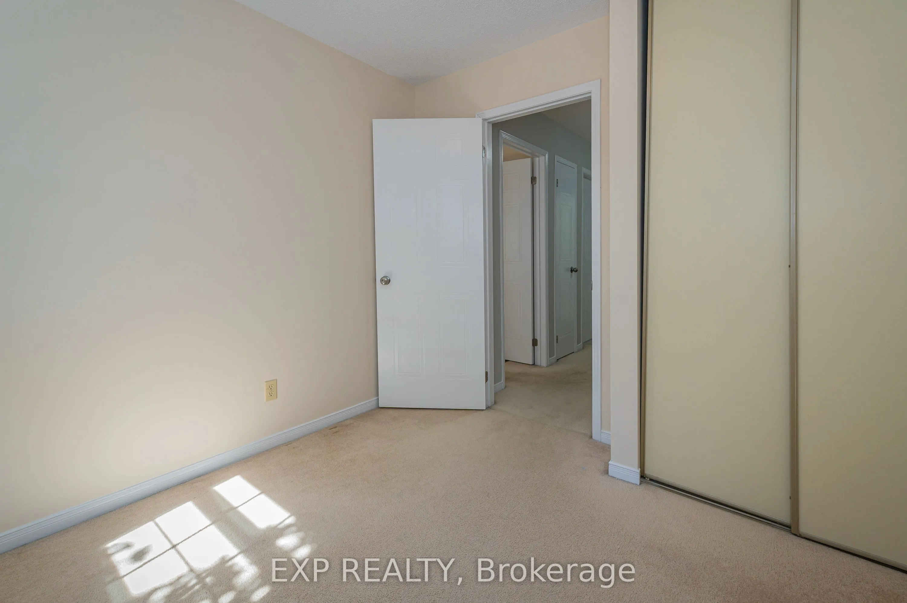 250 Keats Way, #8