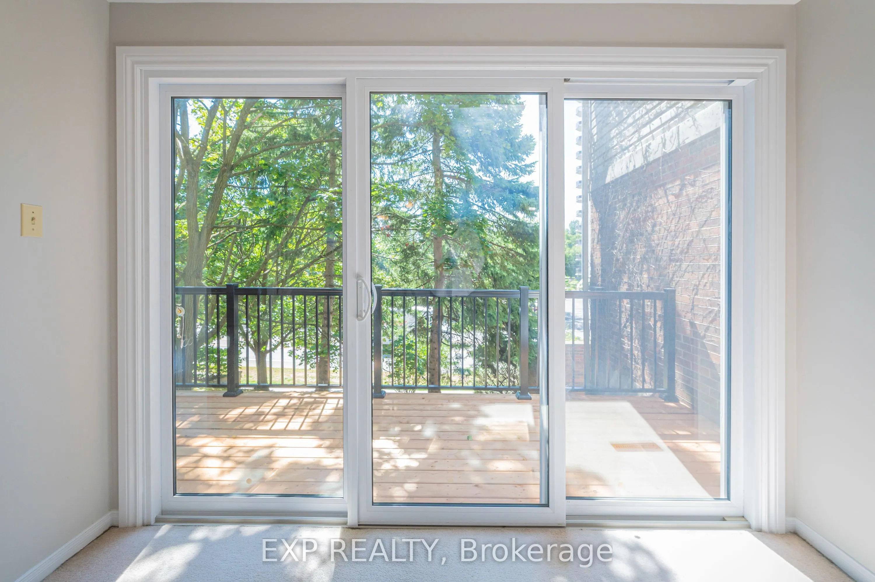 250 Keats Way, #8