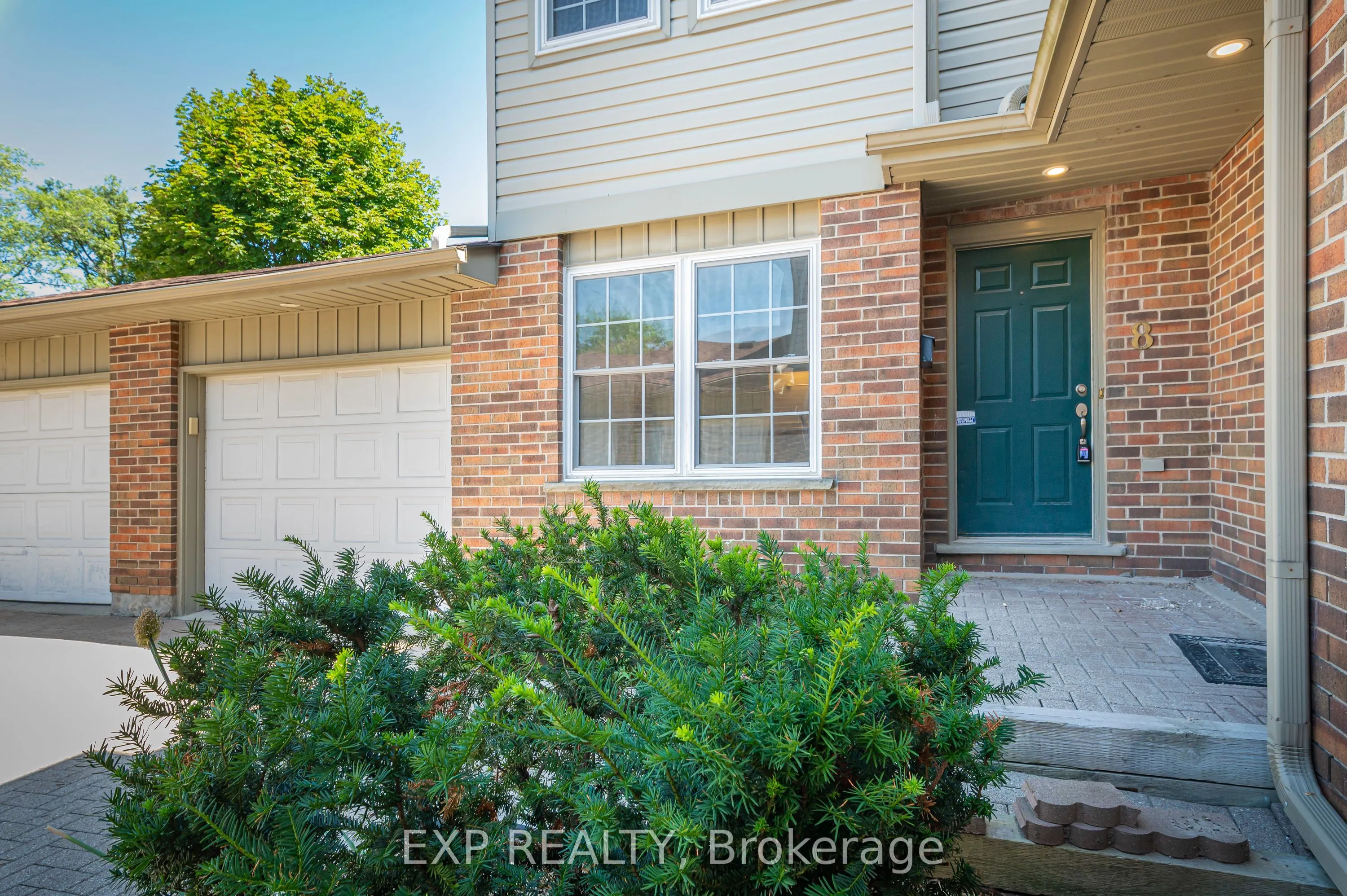 250 Keats Way, #8