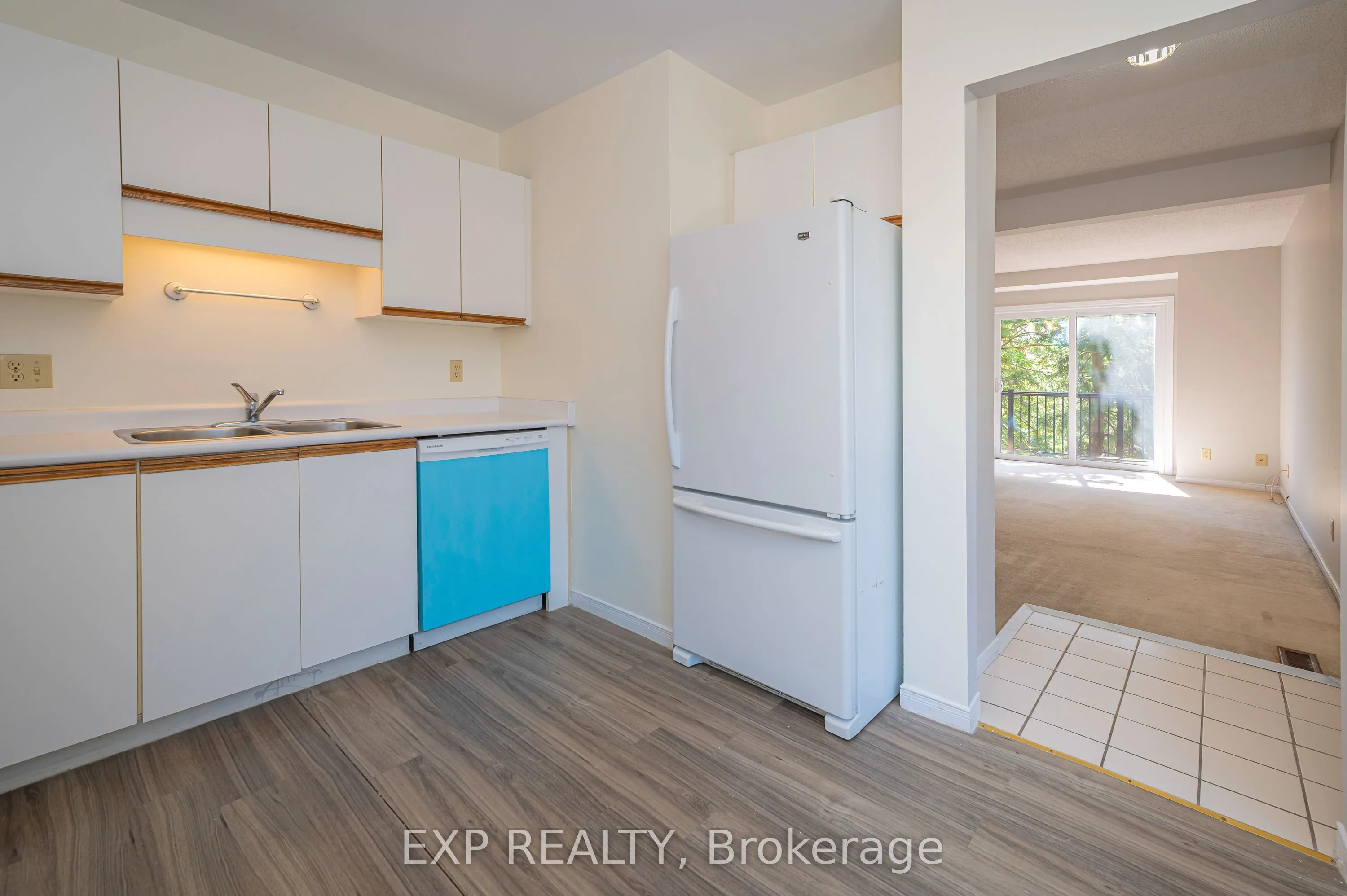 250 Keats Way, #8