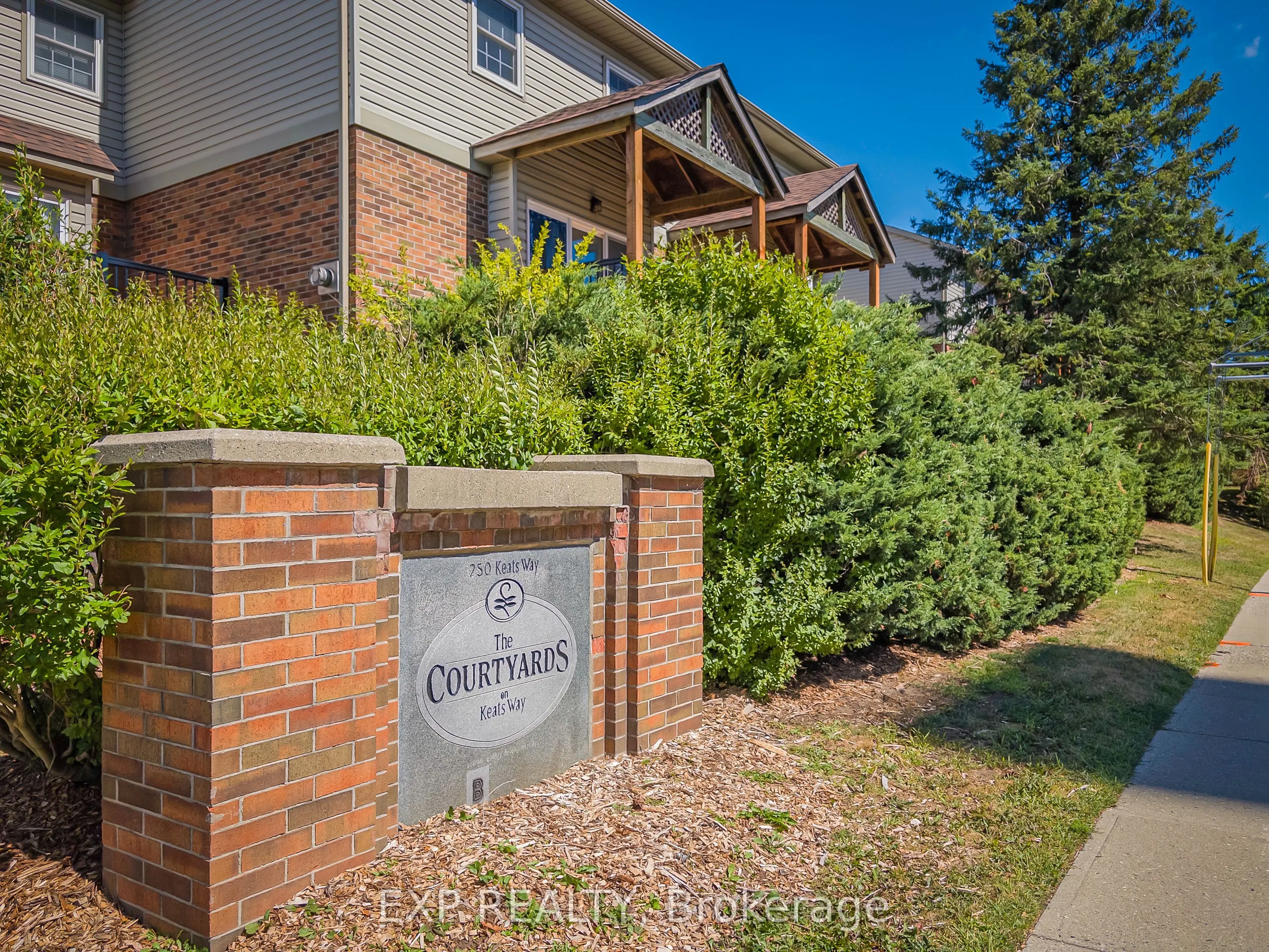 250 Keats Way, #8