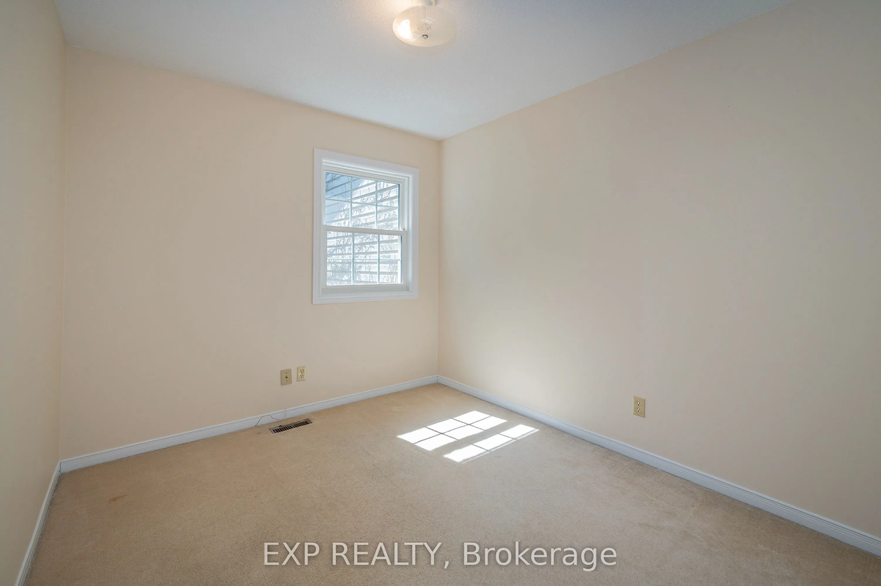 250 Keats Way, #8