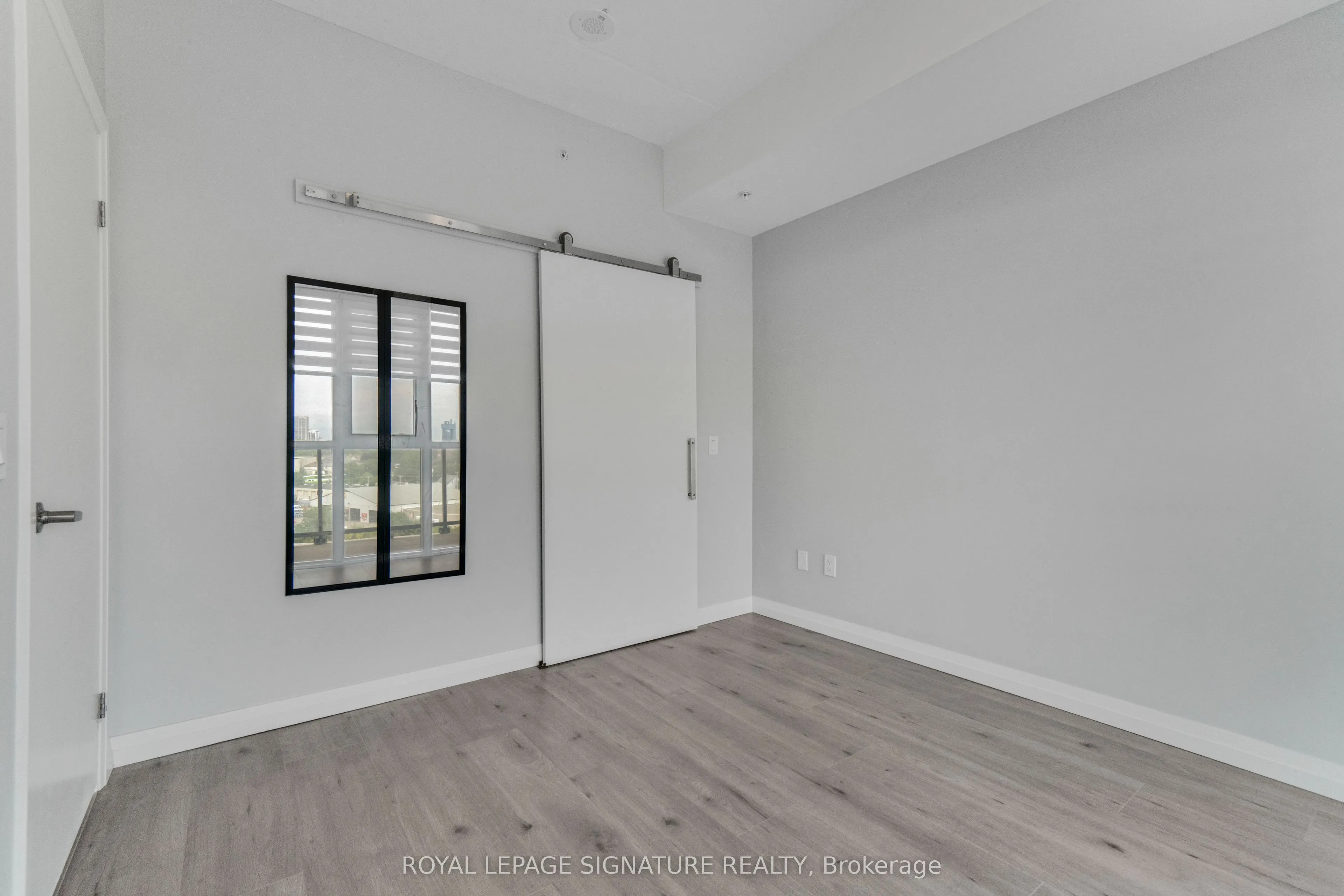 108 Garment Street, #909