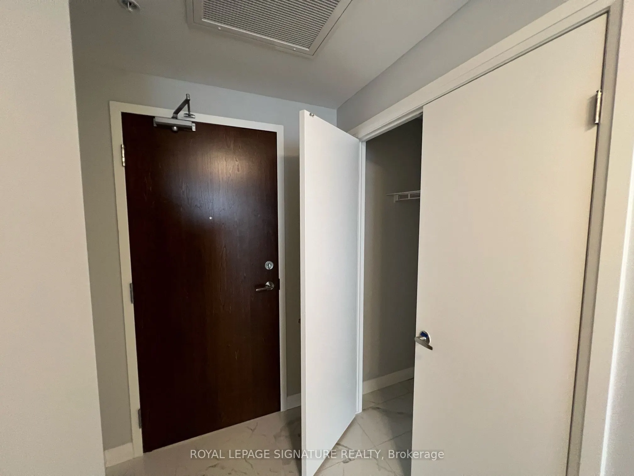 108 Garment Street, #909